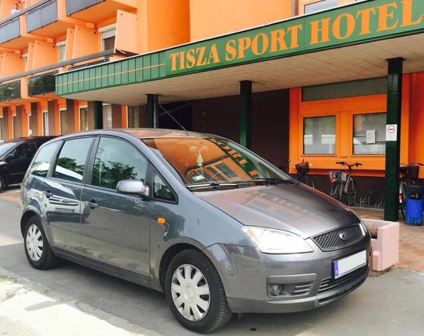 Autóbérlés Ford C Max