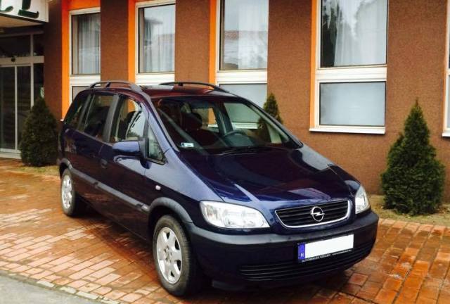 Autóbérlés Szeged Opel Zafira 1.6