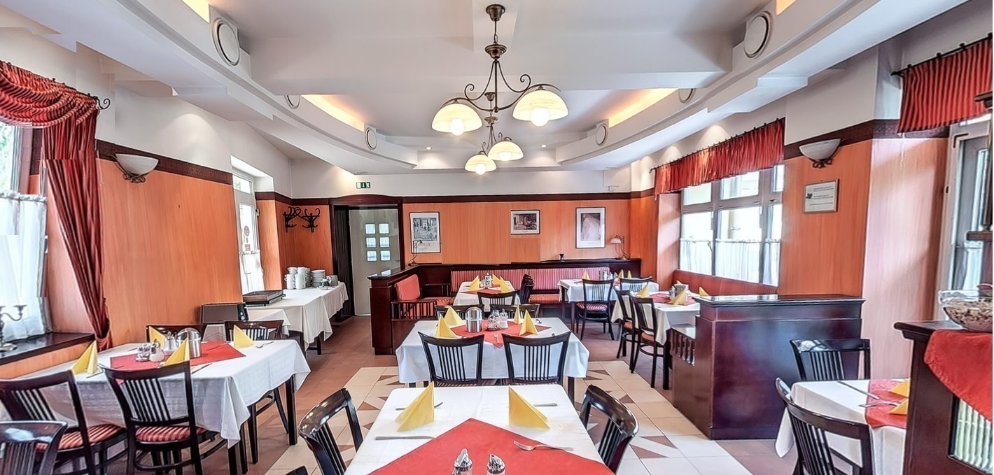 Tisza Alfa Hotel terem