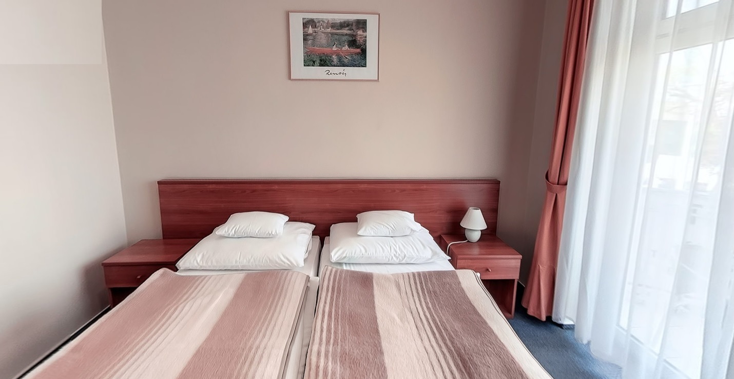 Tisza Alfa Hotel szobák